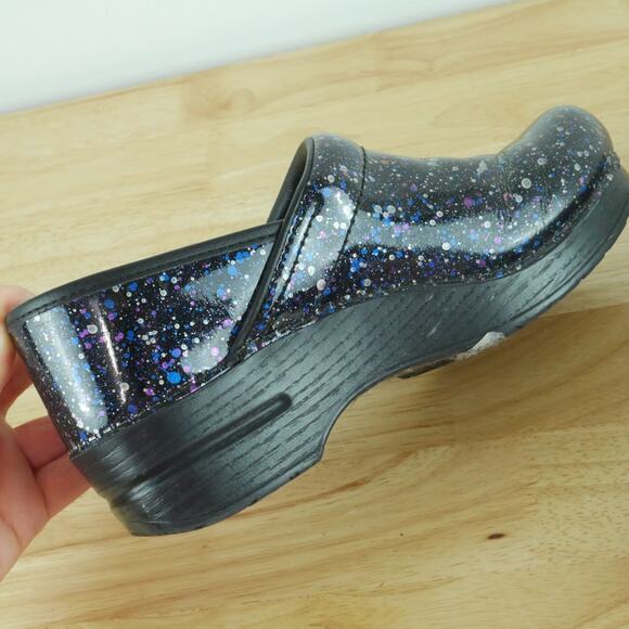 Dansko Size 38 Clogs Us 7 1/2 8 Black Patent Splatter Pattern Comfort Work Shoes - Picture 8 of 13